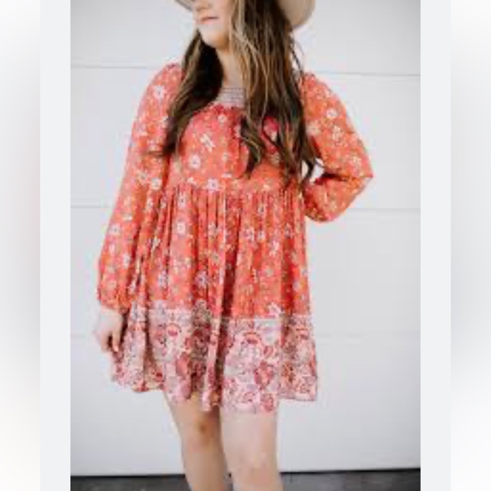 Easel To the Tropics dress. NWT. Retail 139